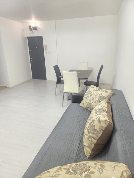 Universitate, Sala Palatului,